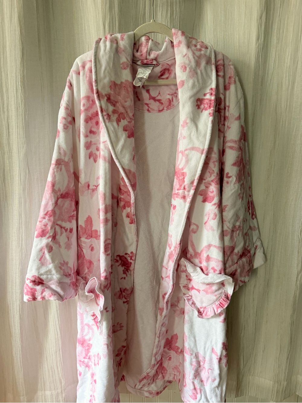 LoveShackFancy Pink Floral Plush Shawl-Collar Robe